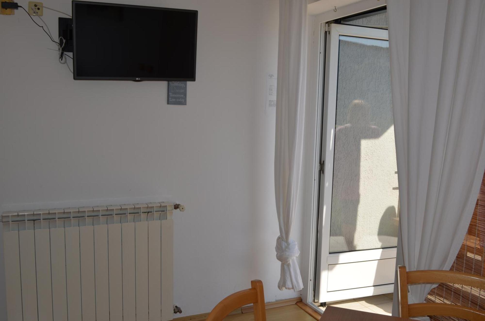 Apartments Leticia I Baška Exterior foto